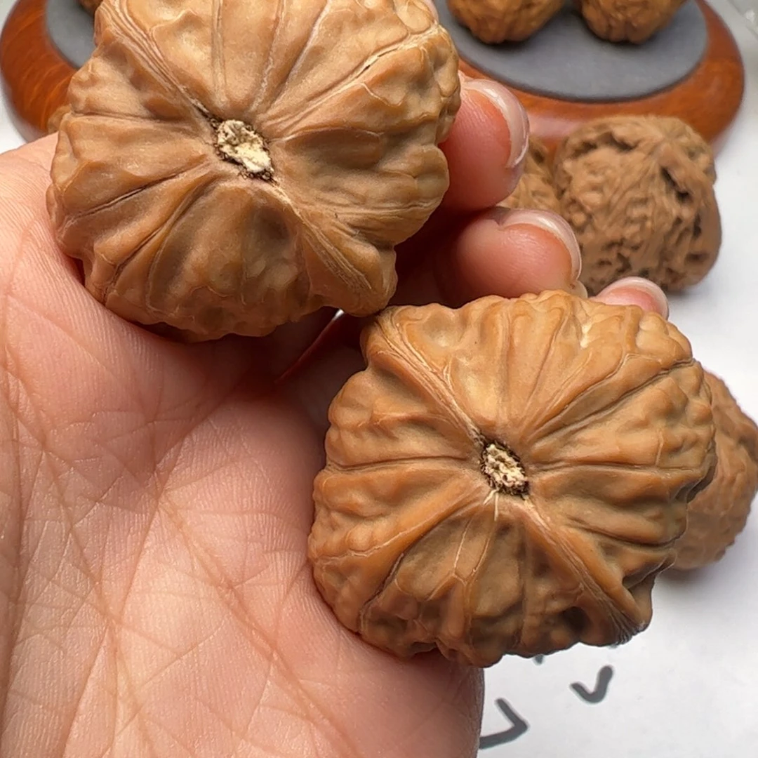 文玩核桃吊坠喜**的舍利子38