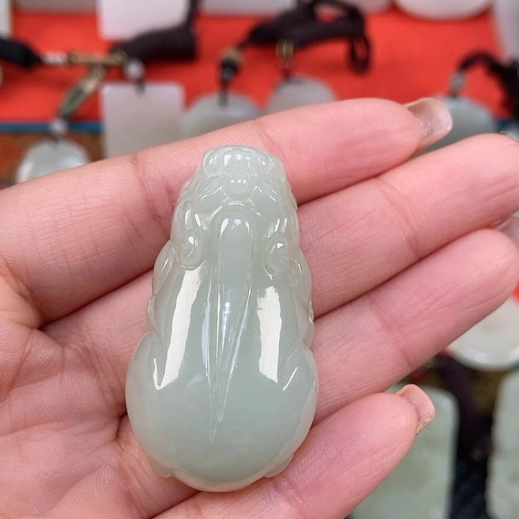 【闪购商品】颈饰未镶嵌和田玉