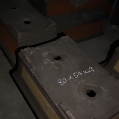 260/1。     80/54/29