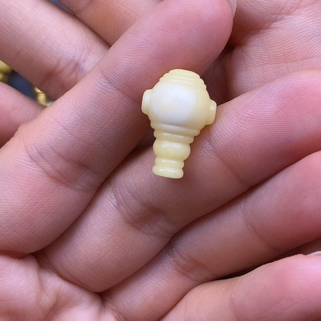 未镶嵌琥珀裸石13mm 蜜蜡三通
