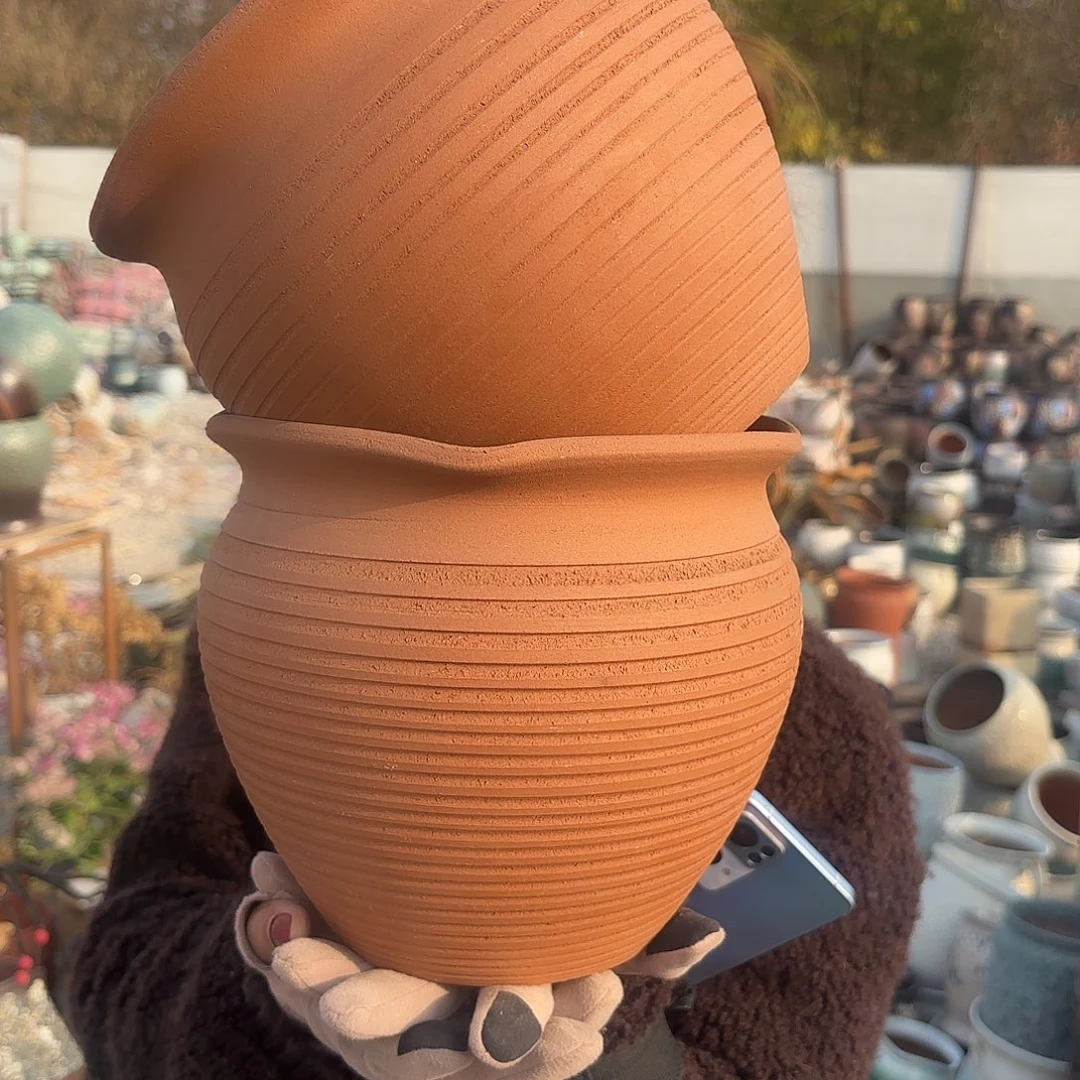 口径20高度18两个红陶