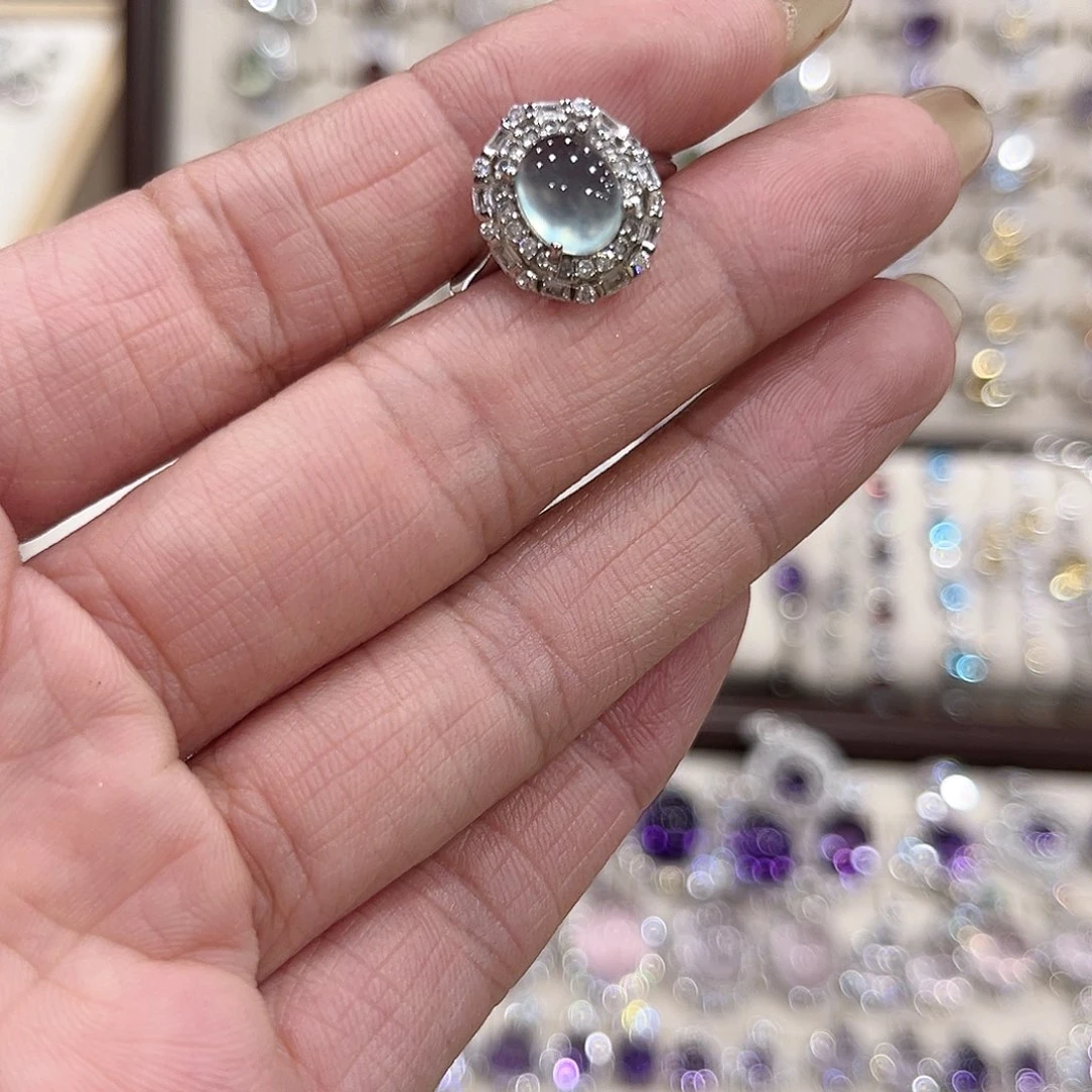 秋***来手链银S925镶嵌托帕石