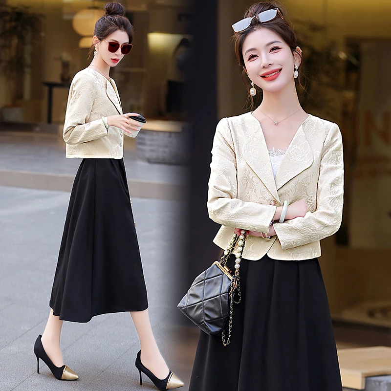 档口大量现货2025新款时尚潮流气质简约小个子文艺优雅范短款外套