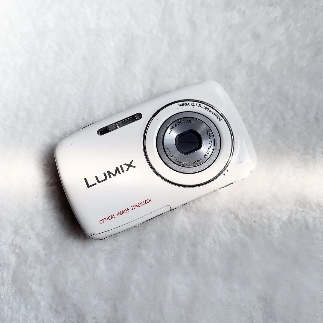 9新 Panasonic/松下 S3 奶白稀缺色1410万像素 人像冷白 配件齐