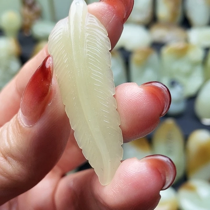 和田玉（糖玉）未镶嵌颈饰