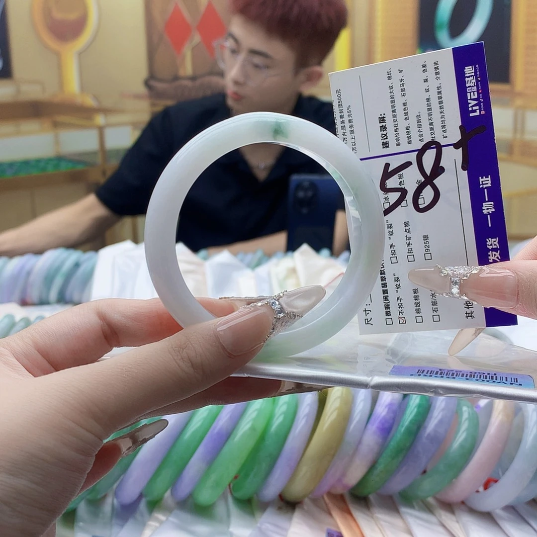 翡翠未镶嵌手镯nn