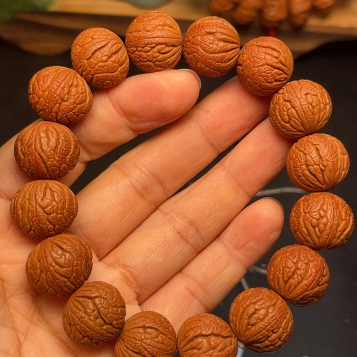 桃核手串龙纹桃核2