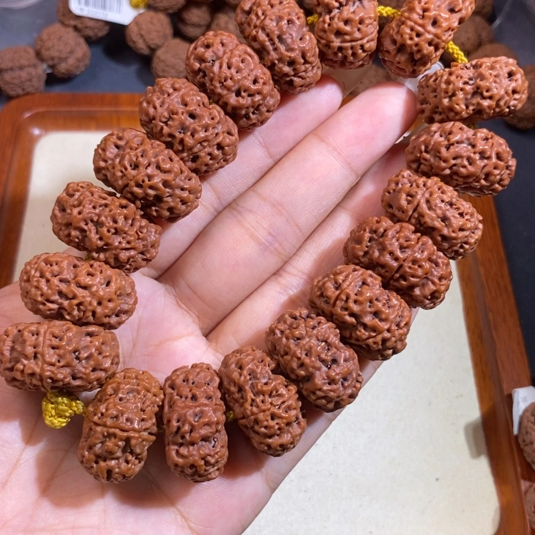 手串金刚菩提夹板蜂王24mm