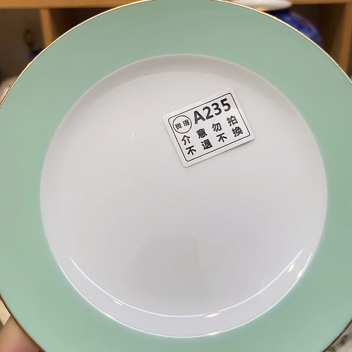 咖啡杯里有一个小杯子是我的最