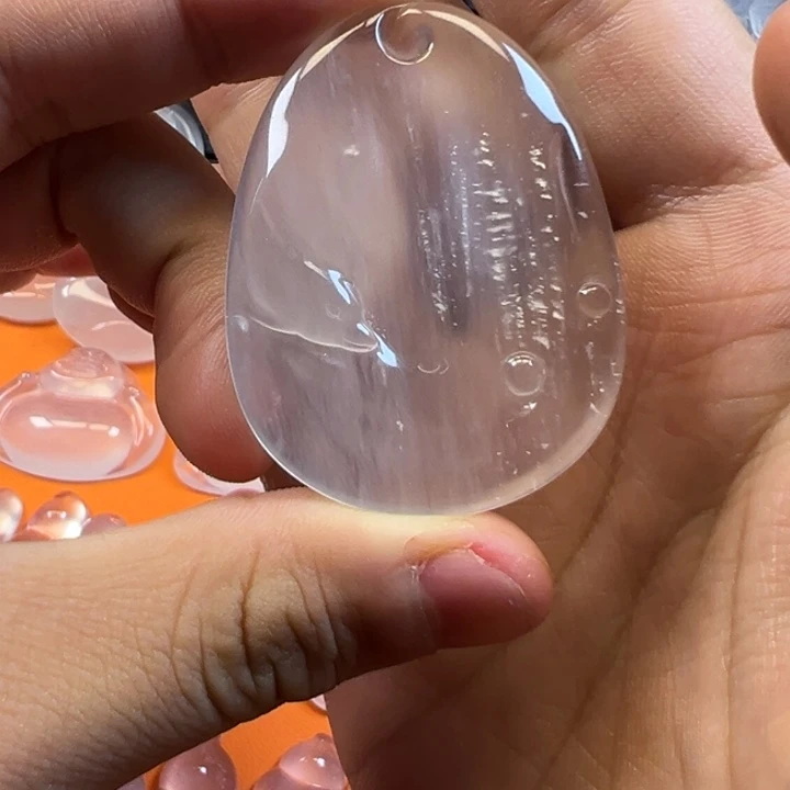 石英质玉未镶嵌颈饰
