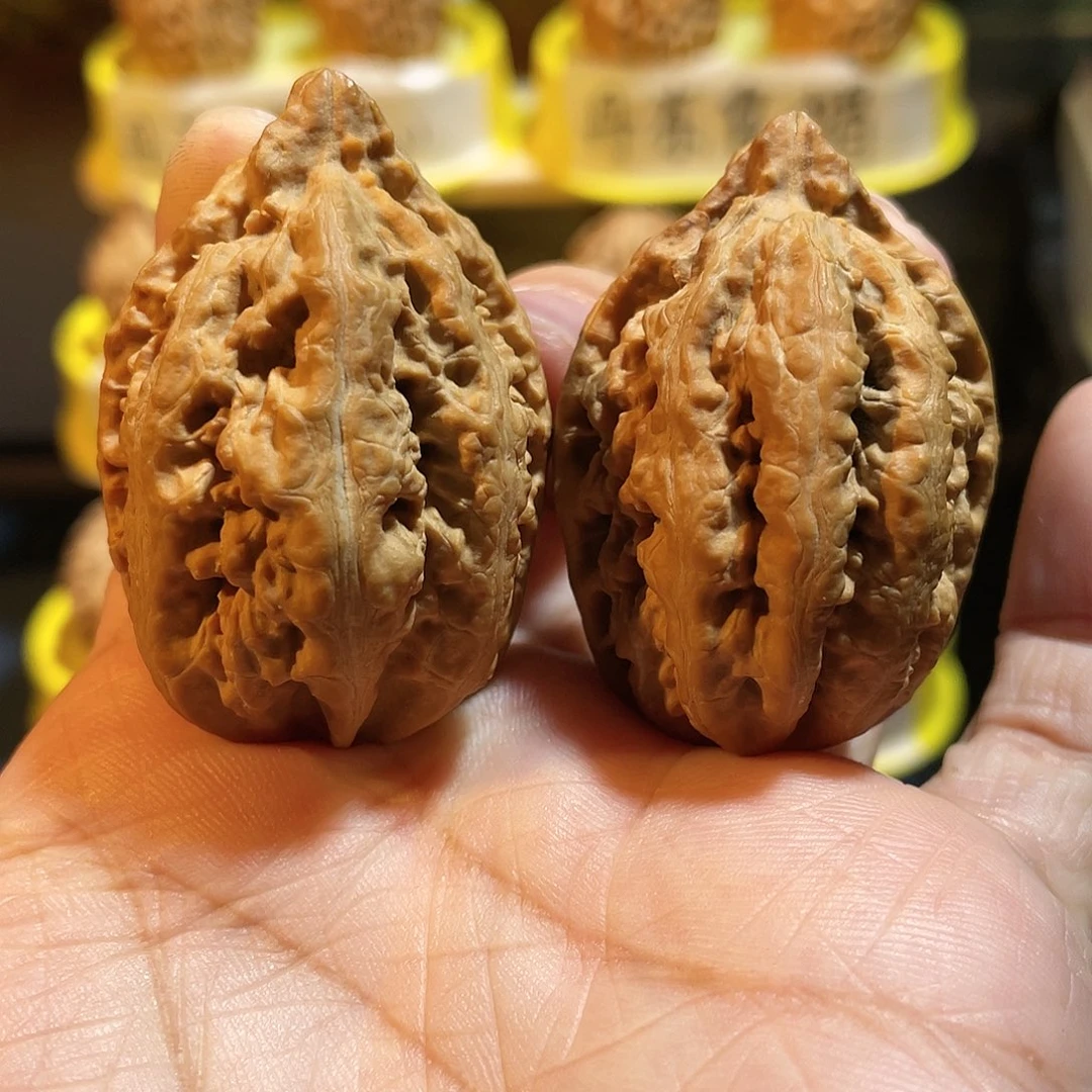 吊坠文玩核桃龙柱