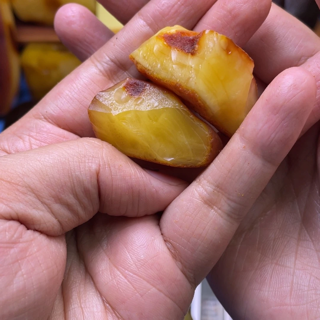 飒****定制琥珀未镶嵌12345678