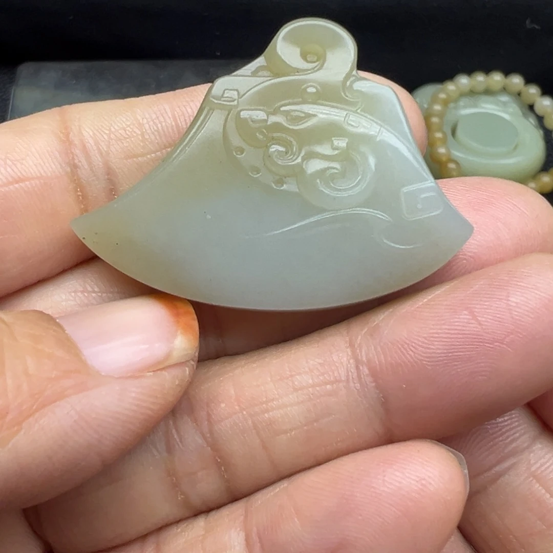 和田玉（糖玉）未镶嵌吊坠(不含链)