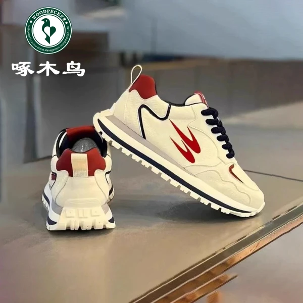 啄木鸟男鞋2025秋冬新款爆款潮流百搭休闲鞋阿甘鞋