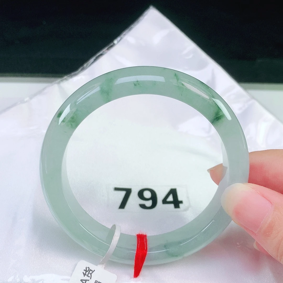 未镶嵌手镯翡翠翡翠手镯
