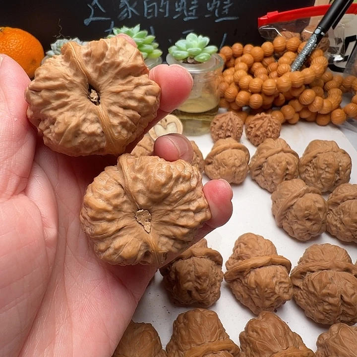苏***底文玩核桃把件精品蛤蟆精品链接
