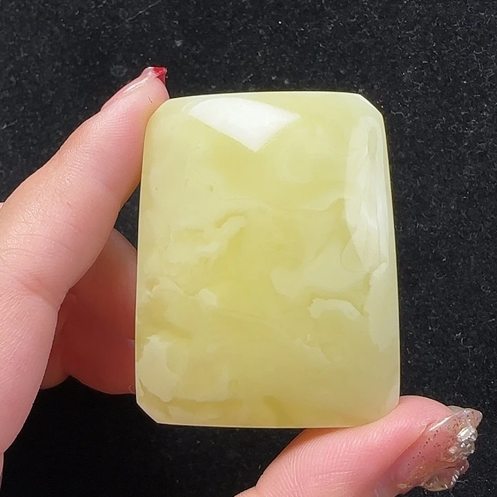 蜜蜡珠宝奇石未镶嵌