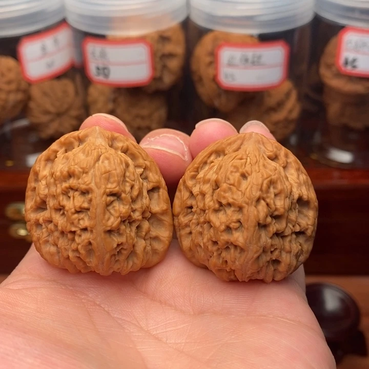 文玩核桃把件麻核桃南疆石36