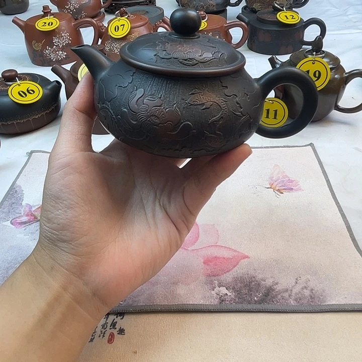 心**动广西钦州坭兴陶茶壶