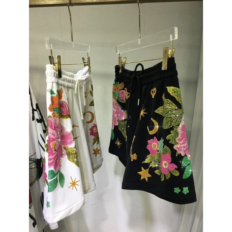 特大码2-300斤胖mm重工烫钻短裤女高腰显瘦黑色百搭松紧腰阔腿裤