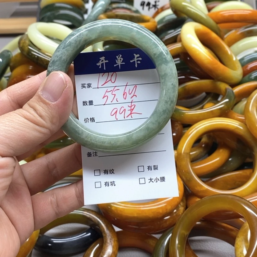 【闪购商品】蛇纹石玉手镯未镶嵌?***?