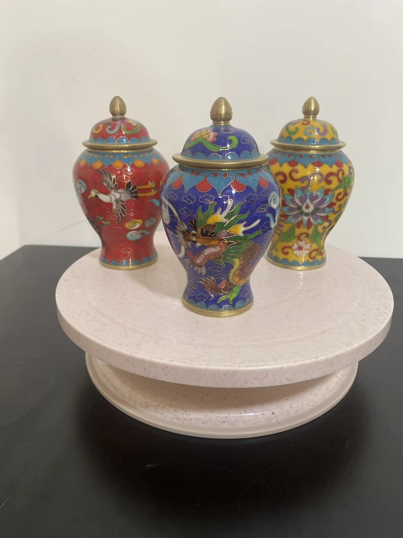 A015景泰蓝铜胎小号将军罐(高15cm ±1)