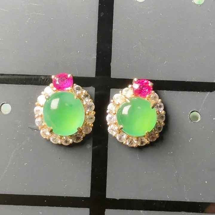 翡翠9K金镶嵌颈饰翡翠耳钉