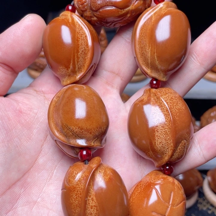 把件橄榄核富甲手持3.2