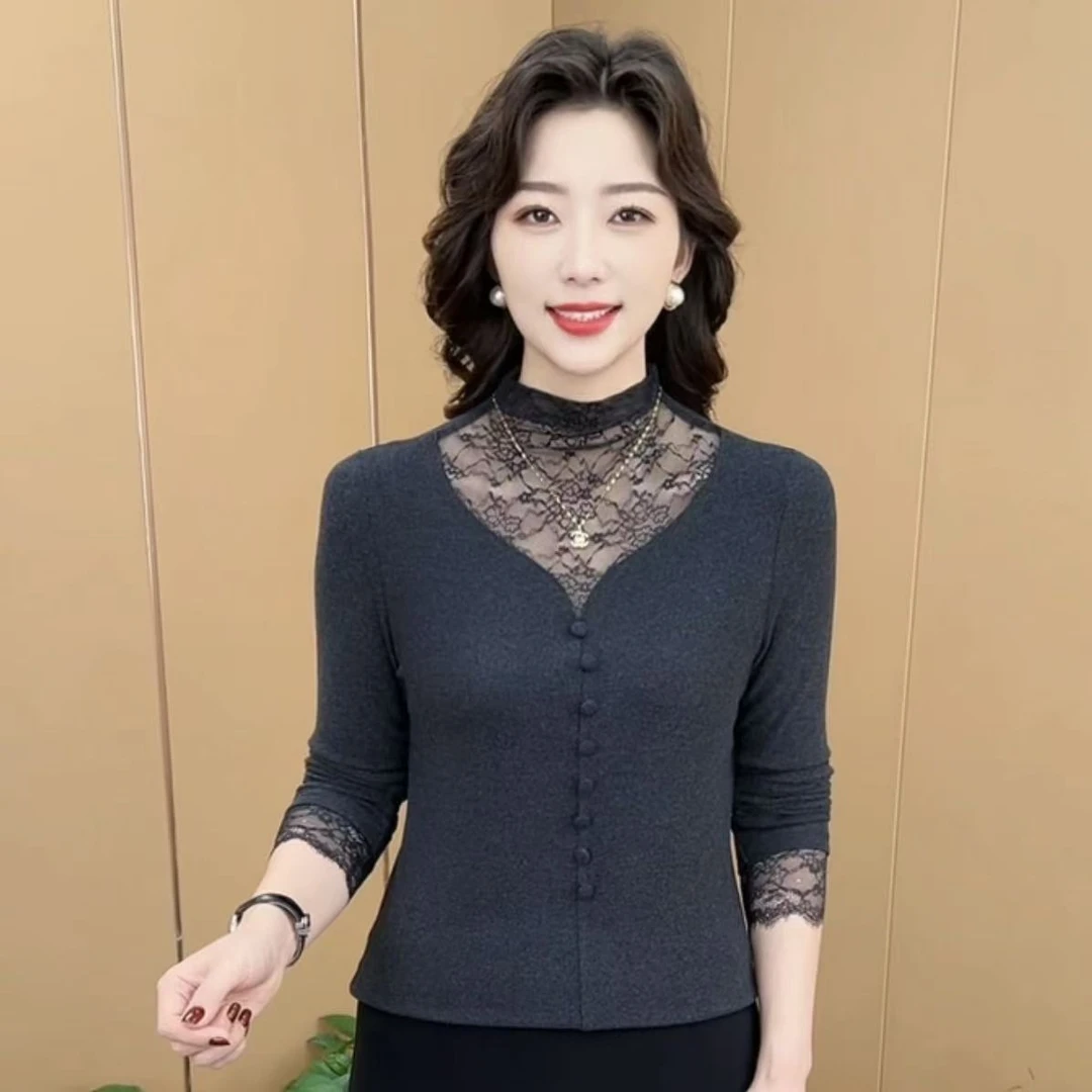 秋冬新款洋气蕾丝镂空双面绒拼接打底衫休闲气质百搭妈妈装K9019