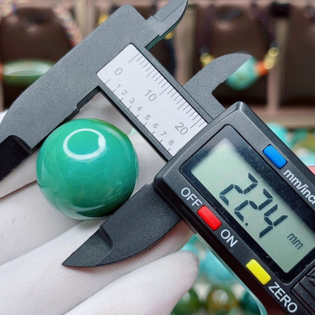 绿松石未镶嵌原矿