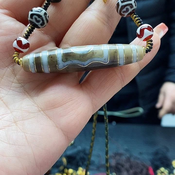 玛瑙/玉髓颈饰合金