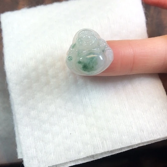 翡翠未镶嵌颈饰缅甸A货，每天下午1点半开播