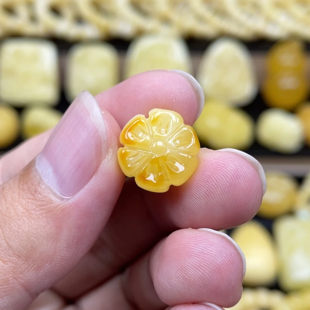 琥珀未镶嵌裸石琥珀蜜蜡