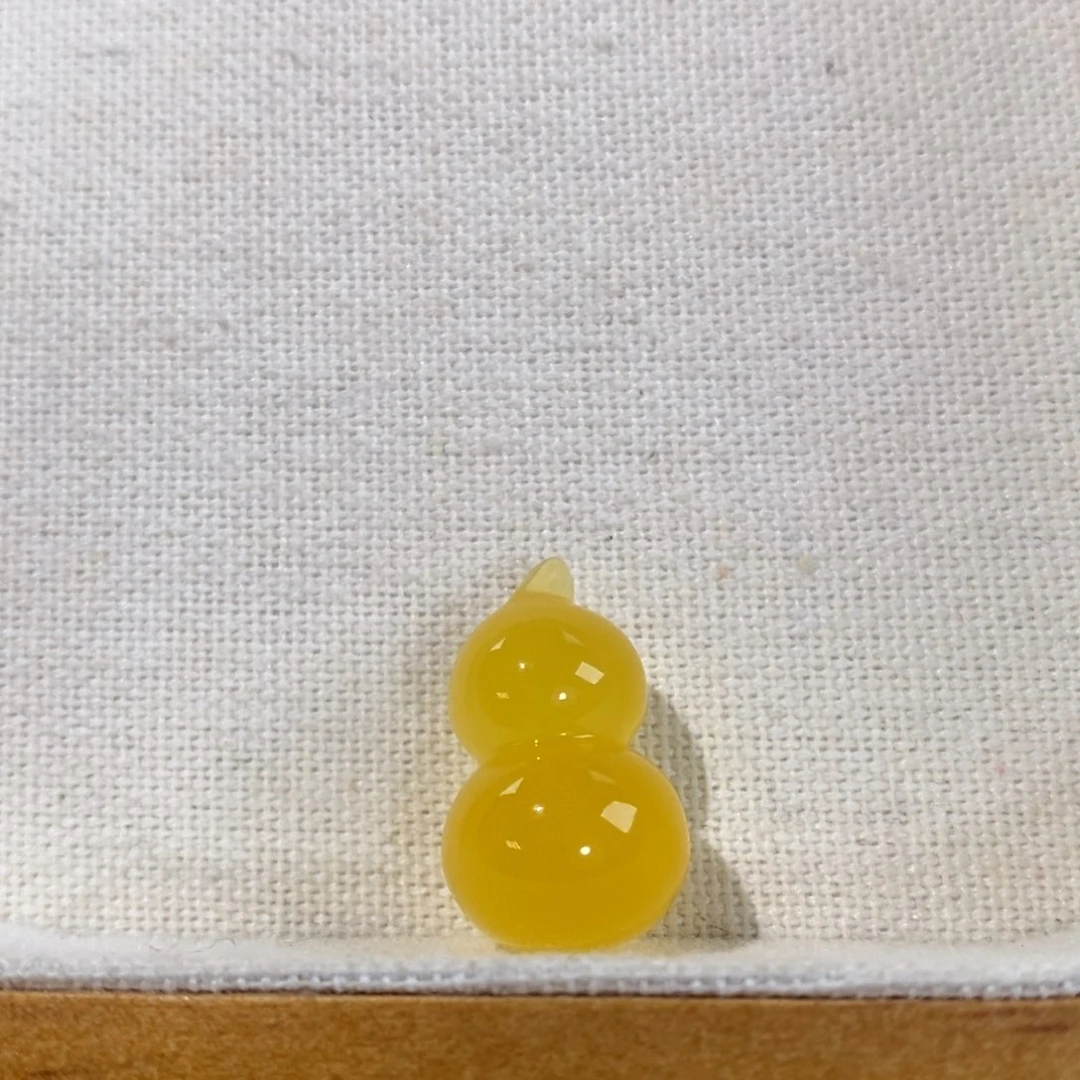蜜蜡未镶嵌裸石定制