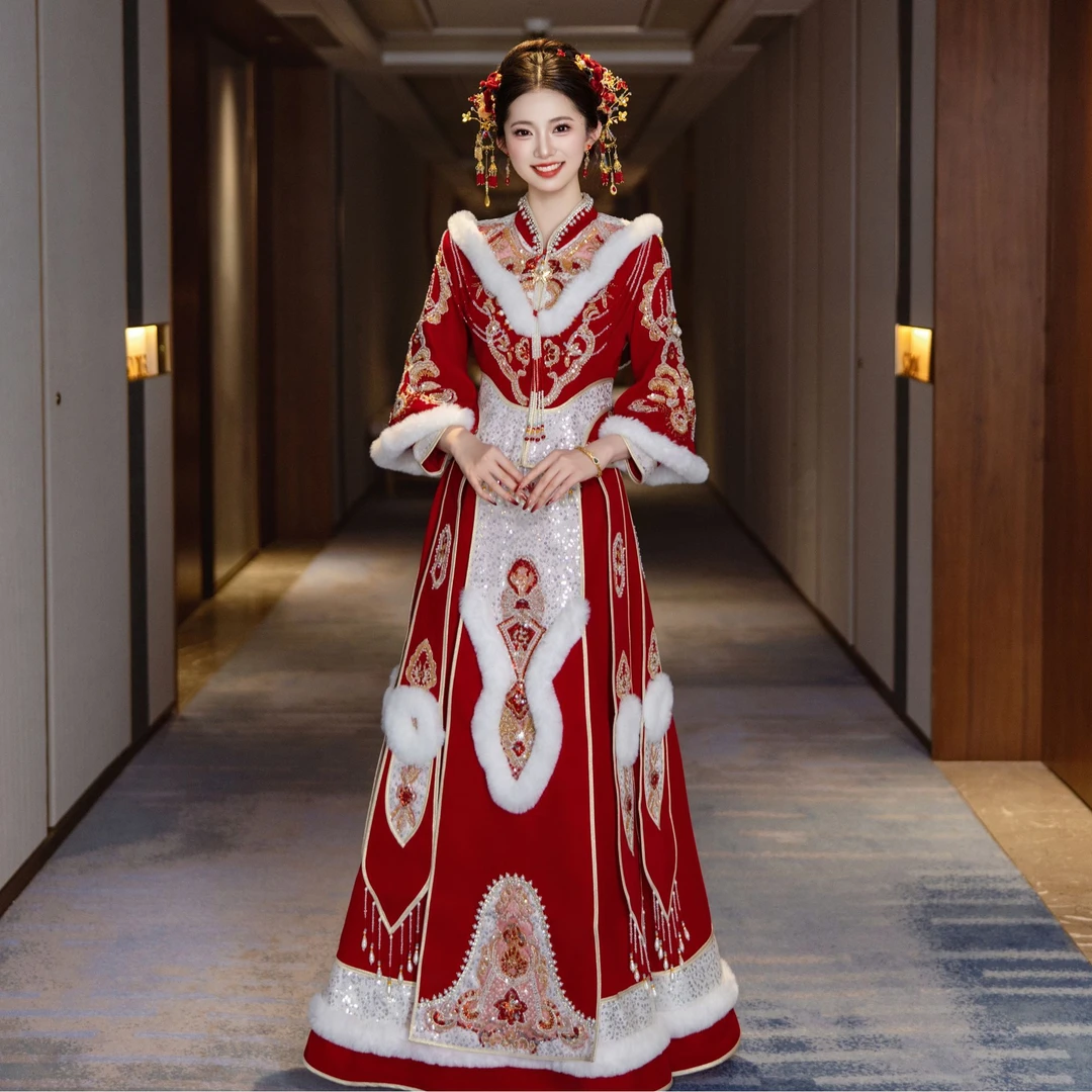 冬款毛领秀禾服新娘服装结婚中式婚服出阁敬酒重工修身龙凤褂秀和