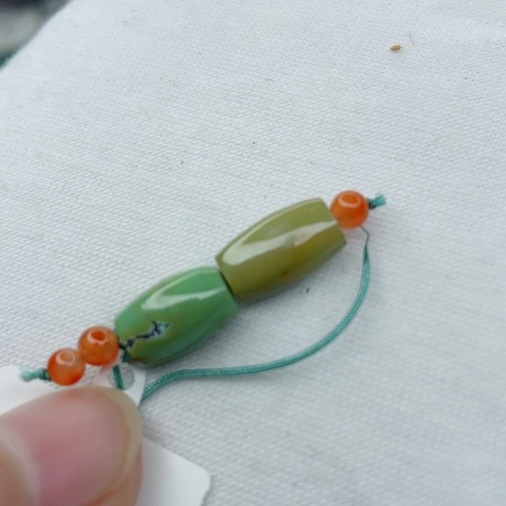 未镶嵌南红玛瑙珠宝奇石