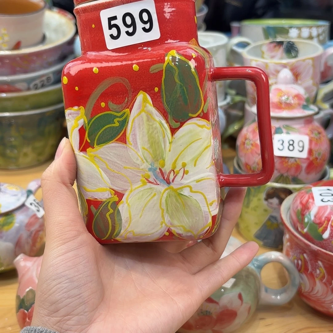 瓷片兔兔盖茨。兔兔好