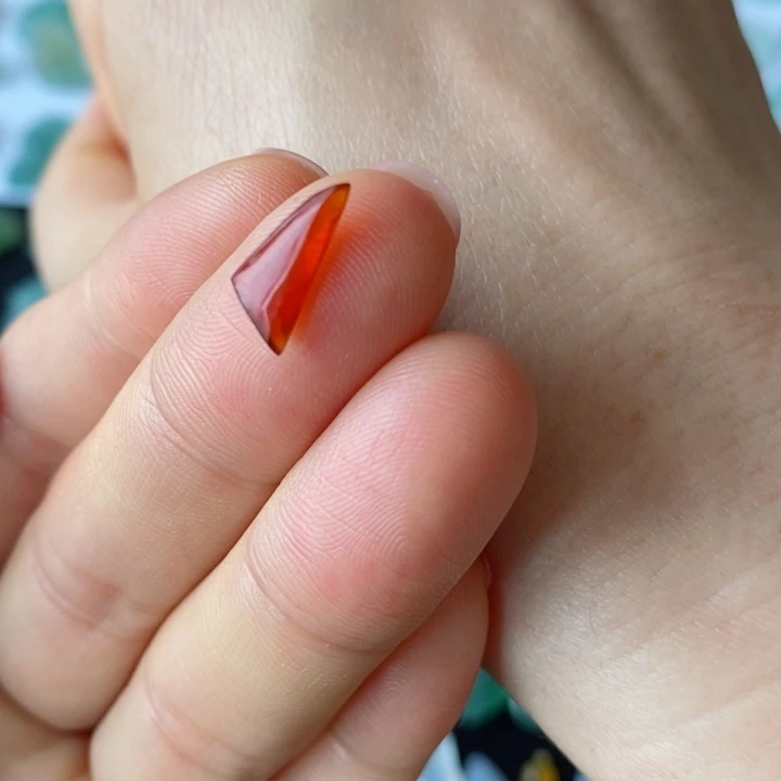 定制翡翠未镶嵌红翡