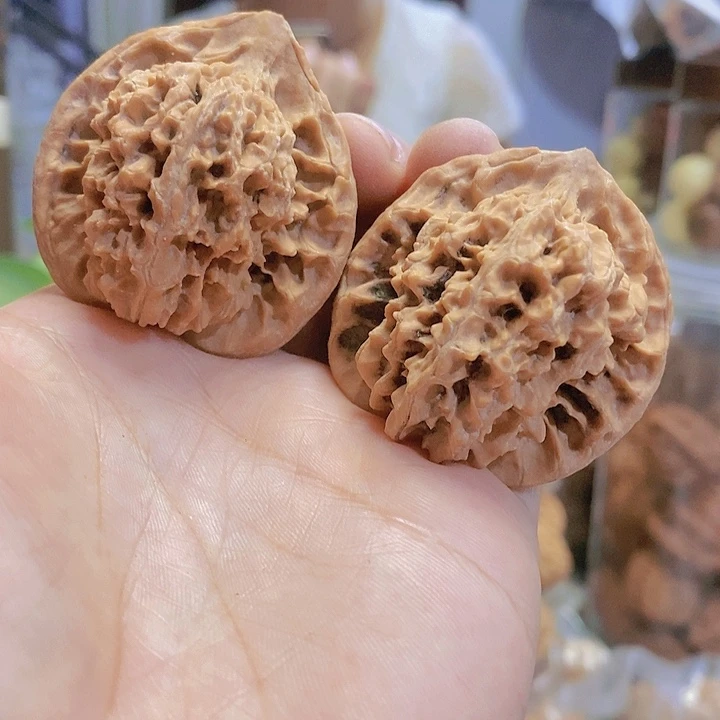 【闪购商品】文玩核桃把件42乾隆纹