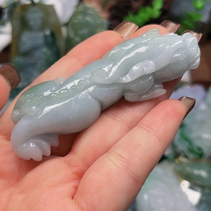 翡翠未镶嵌颈饰挂件