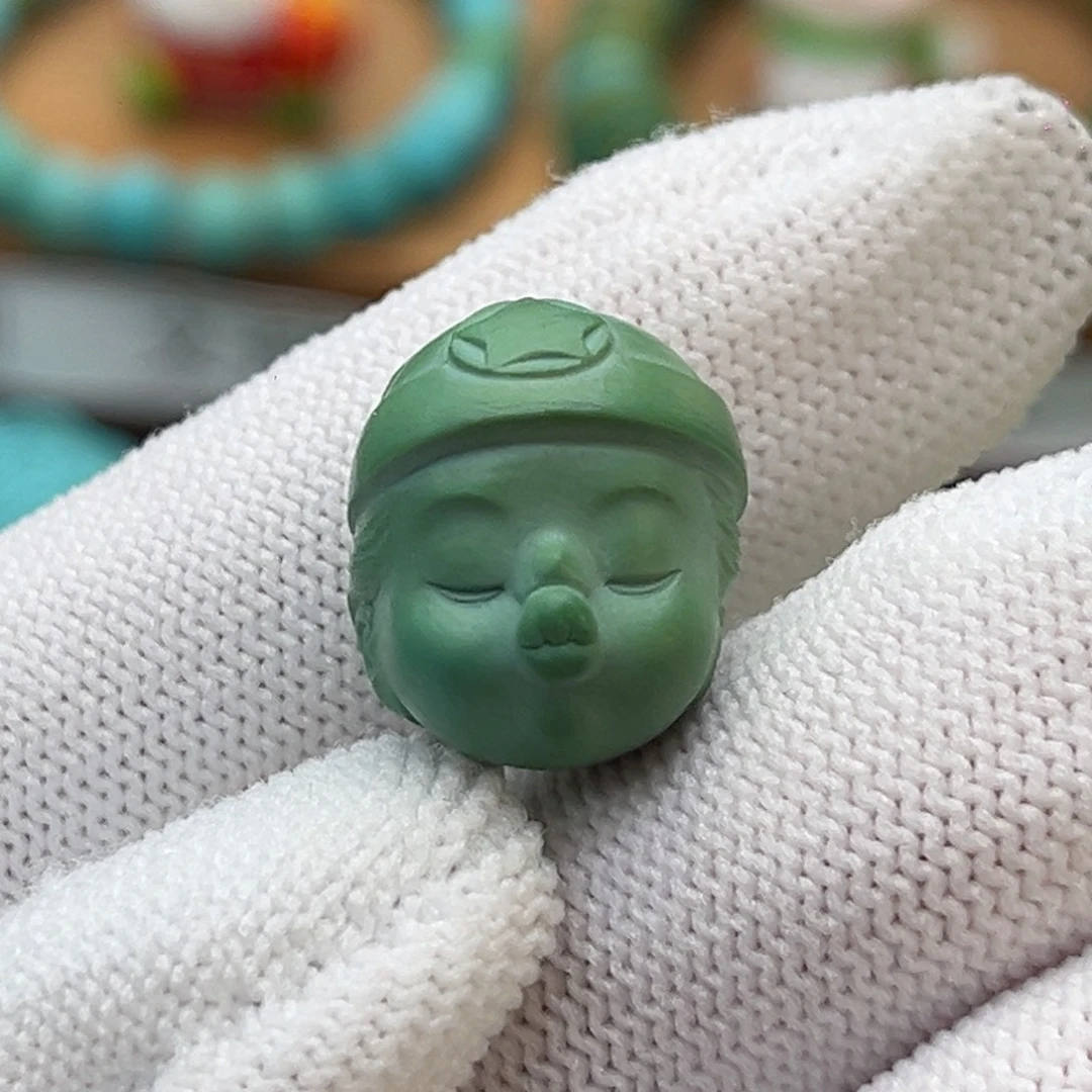 绿松石未镶嵌珠宝奇石翠绿嘟嘟嘴