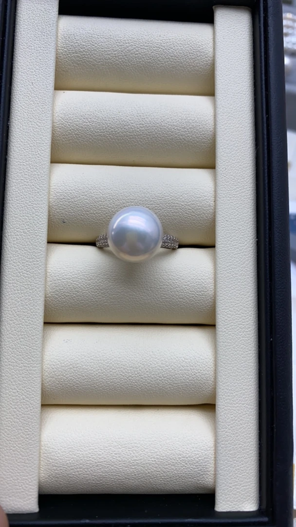 可调节极光冷白珍珠戒指12.5mm