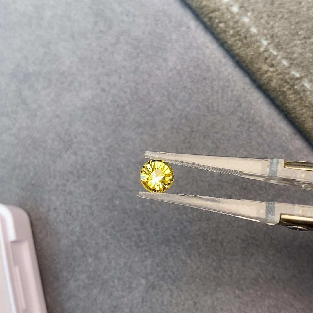 彩色蓝宝石裸石1.15ct 金丝雀