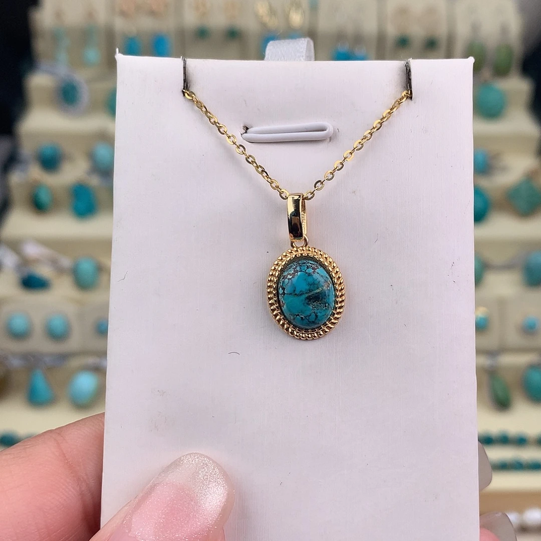 绿松石足铂镶嵌颈饰