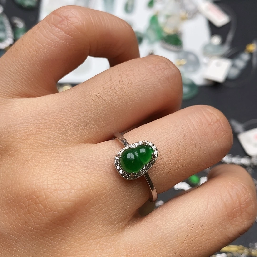 翡翠银S925镶嵌颈饰