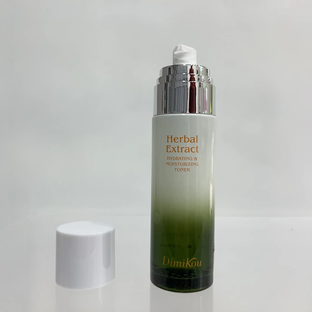 草本植萃补水澎润水（裸装亏钱不退换）