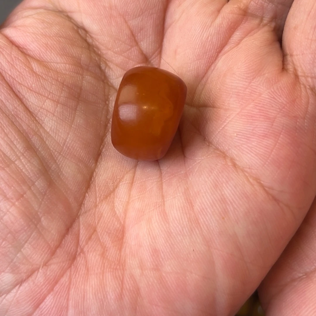 蜜蜡吊坠(不含链)未镶嵌
