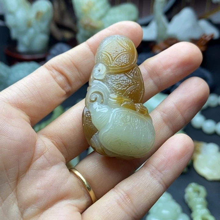 未镶嵌和田玉挂件