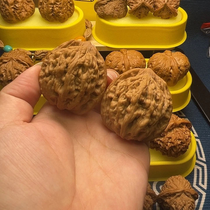 核桃文玩核桃虎头