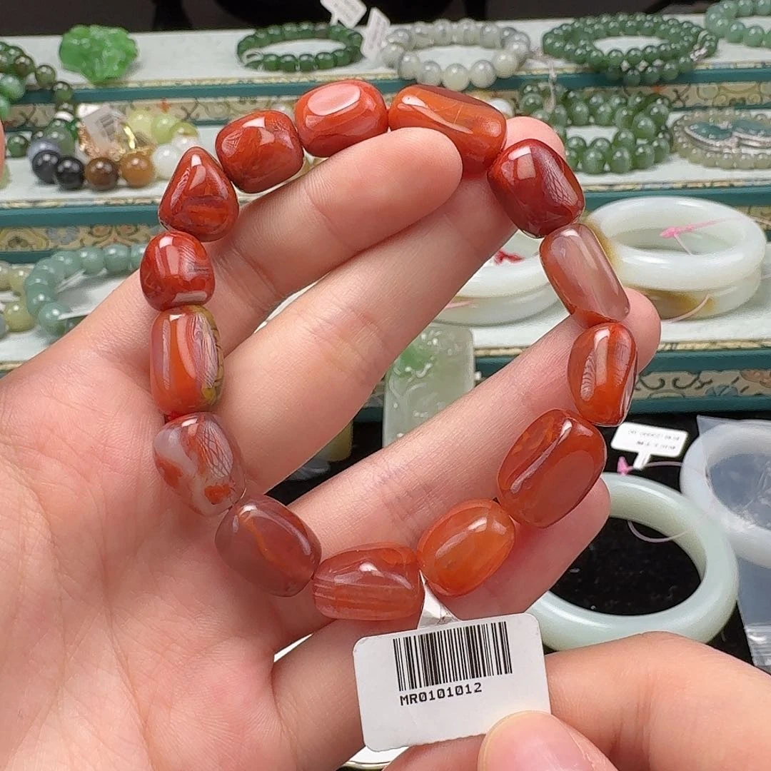 南红玛瑙手串未镶嵌